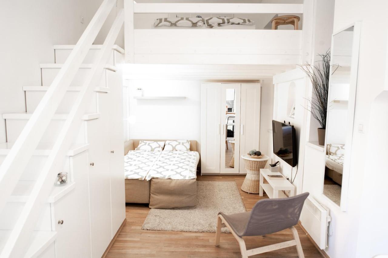 N28 Studio Apartment In Andrassy Boulevard. Budapest Exteriör bild