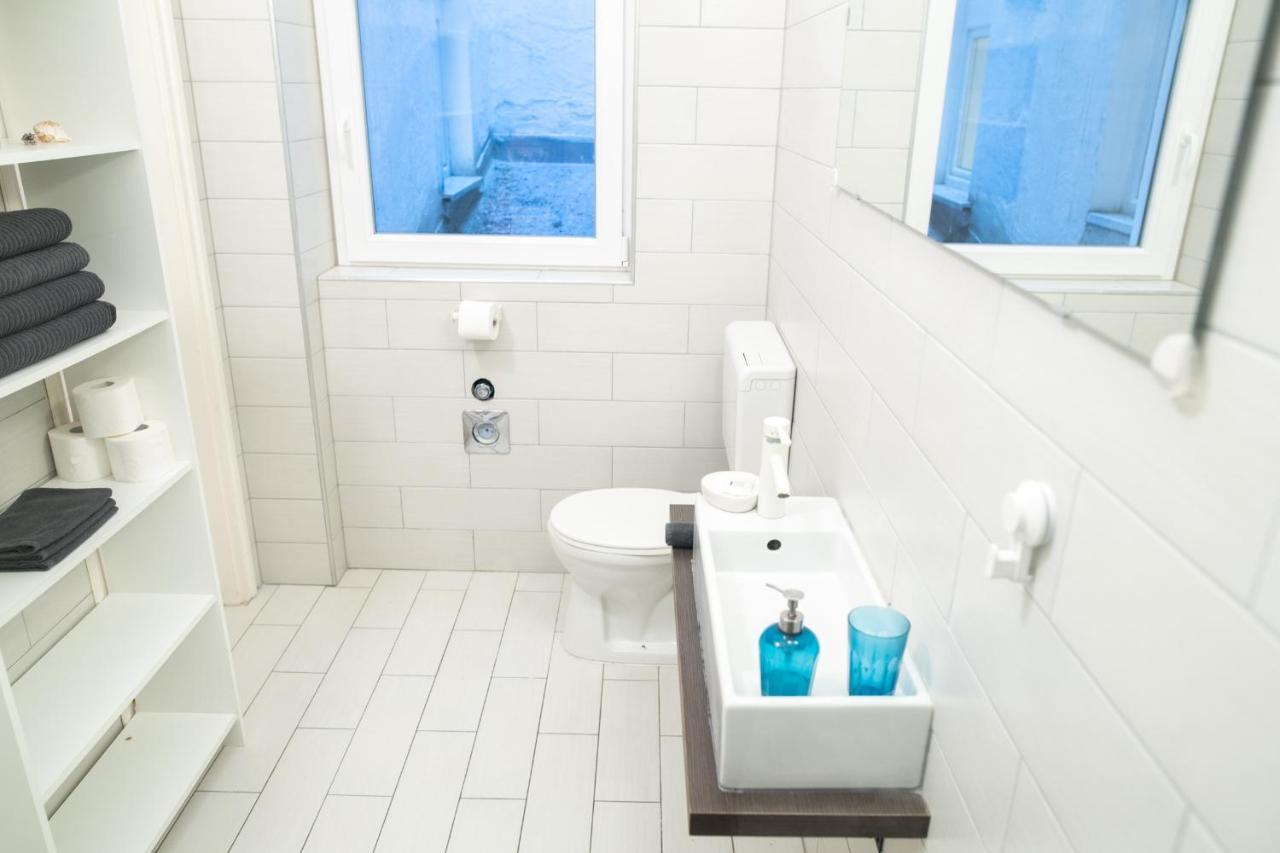 N28 Studio Apartment In Andrassy Boulevard. Budapest Exteriör bild
